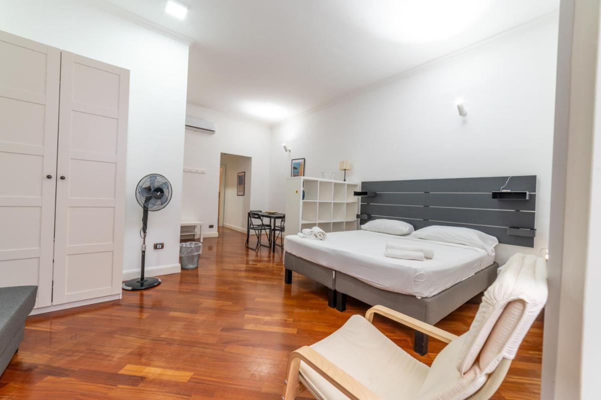 Апартаменты Via Atri 25 Неаполь Экстерьер фото